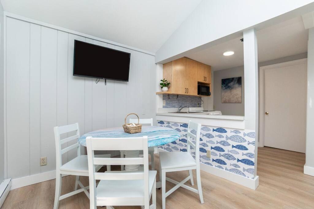Seaside Unit 2 Hampton